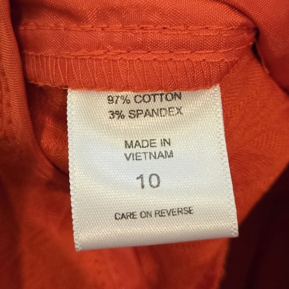 EUC 7th Avenue New York & Company Shorts Size 10 Red with hints of Orange - Picture 5 of 10
